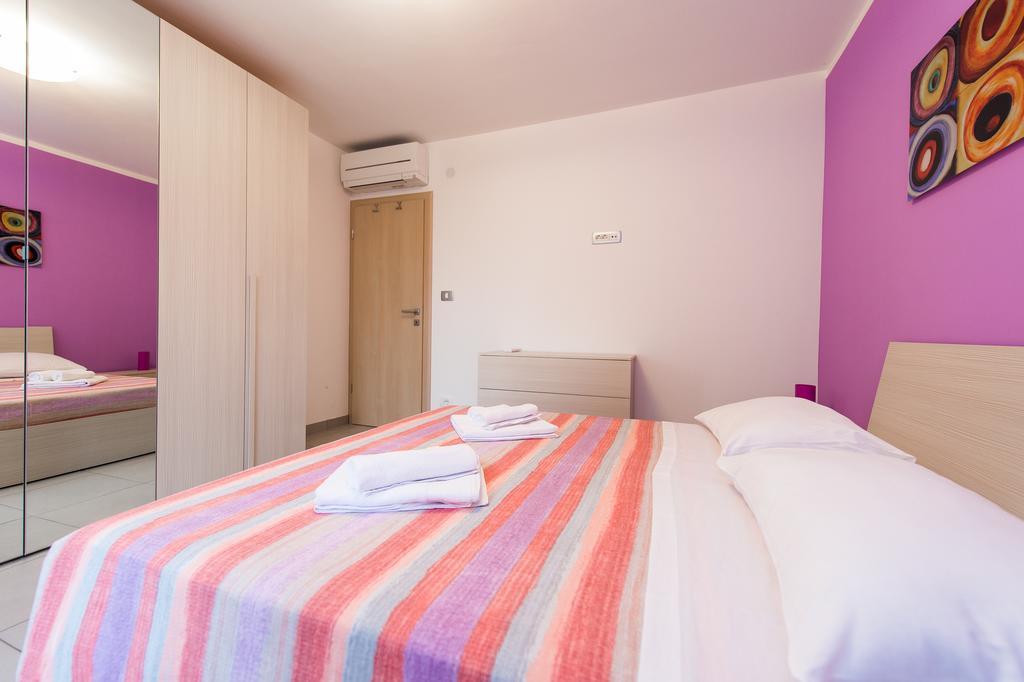 Blue Sky Apartments 罗戈兹尼察 外观 照片