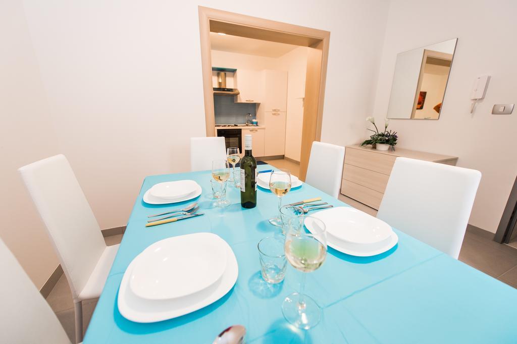 Blue Sky Apartments 罗戈兹尼察 外观 照片