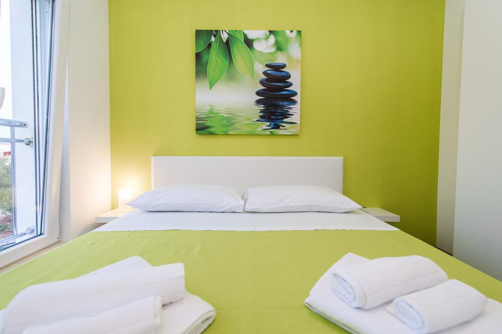 Blue Sky Apartments 罗戈兹尼察 外观 照片