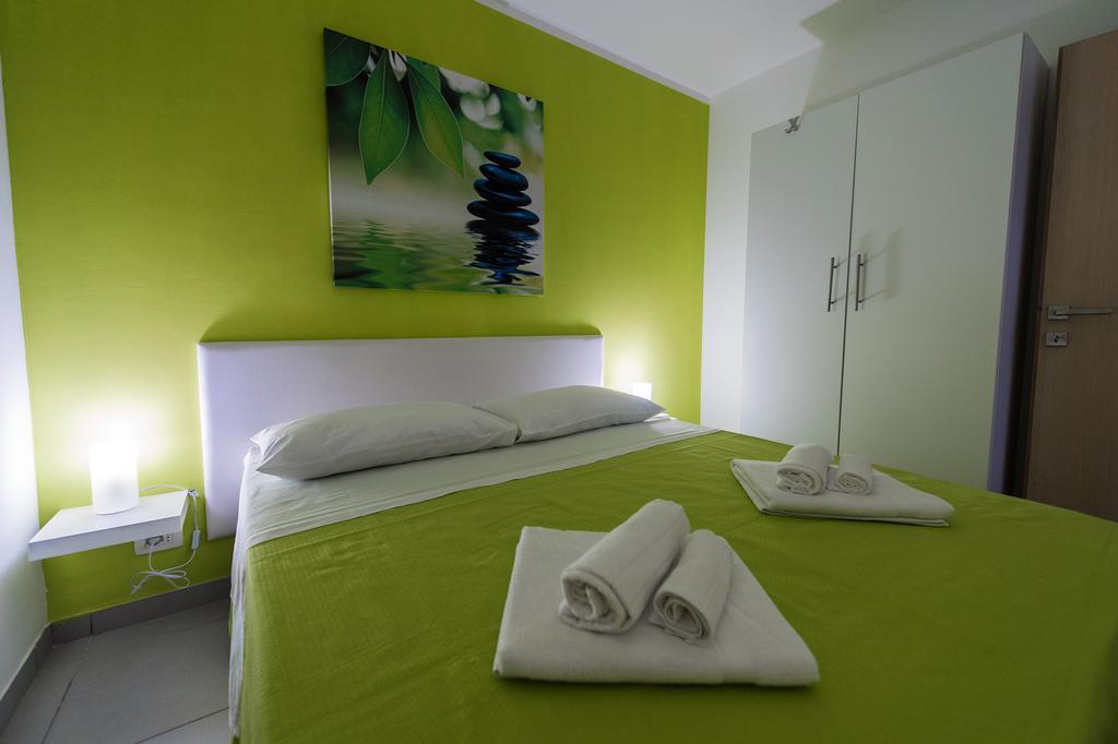 Blue Sky Apartments 罗戈兹尼察 外观 照片